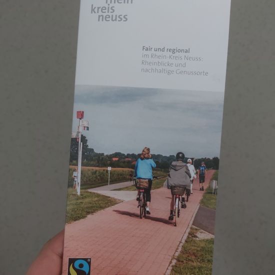 Flyer mit dem Schriftzug "Faire Radtour"